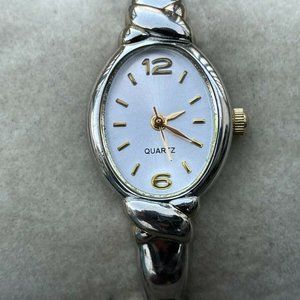 Women Quartz Wrist Watch Silver Tone Cuff Bracelet Women Watch Analog Japan Movt